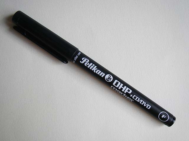 Comprar Rotulador permanente punta fina negro - Pelikan